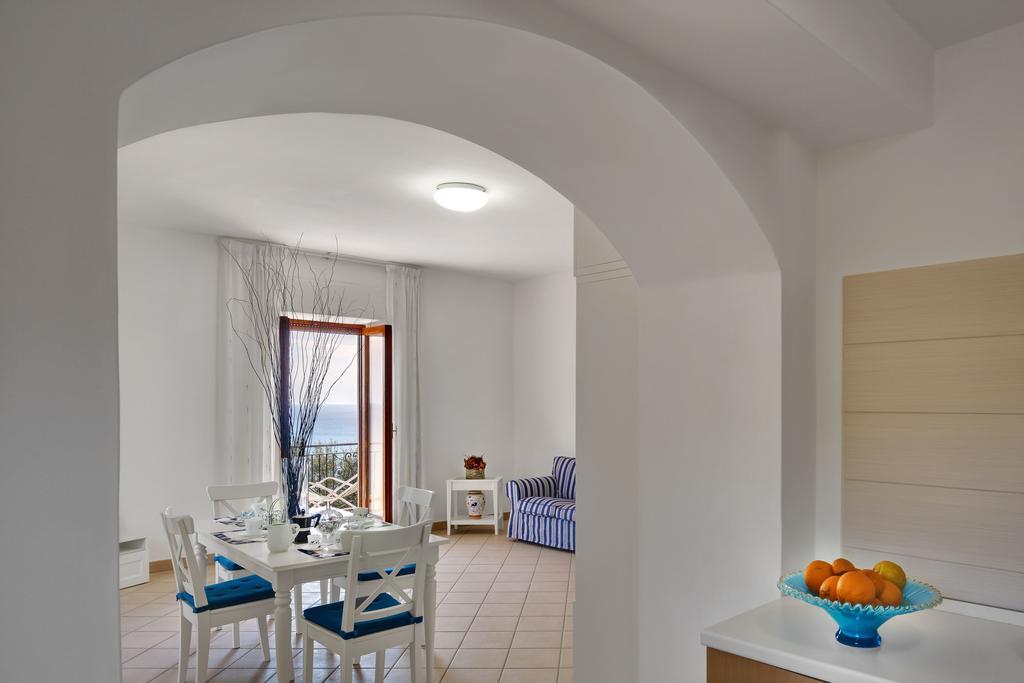 Matisse Nerano By Gocce Apartamento Marina del Cantone Quarto foto